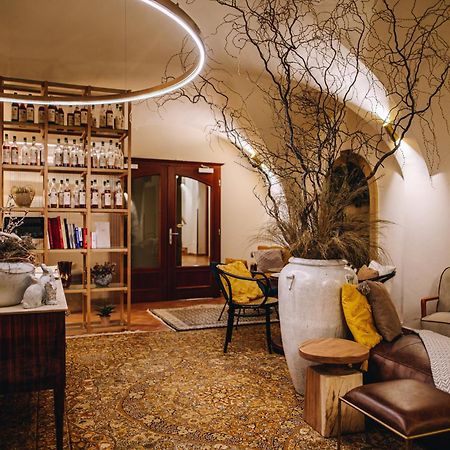 Kounicky Dvur Hotel Dolní Kounice Екстериор снимка